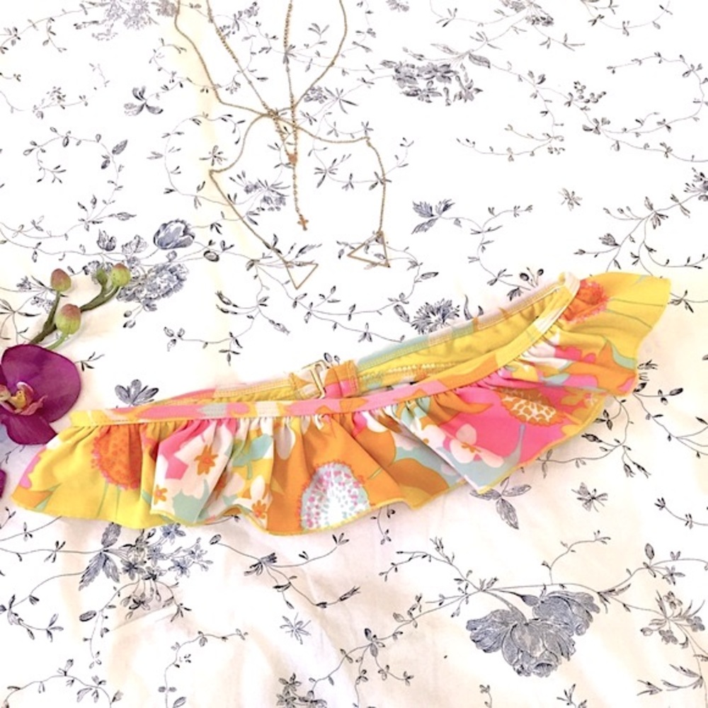 Tracy Feith floral strapless bathing suit top!
